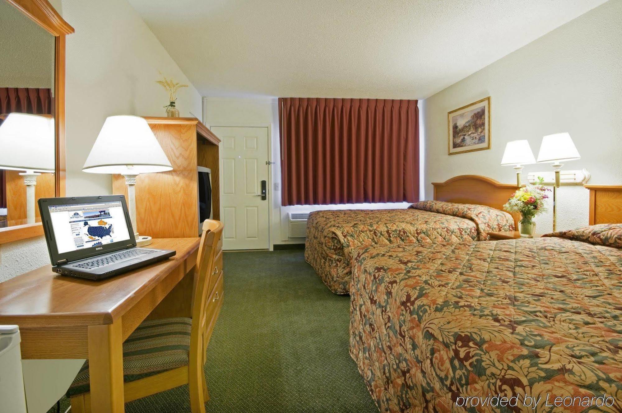 Americas Best Value Inn - Pendleton Habitación foto